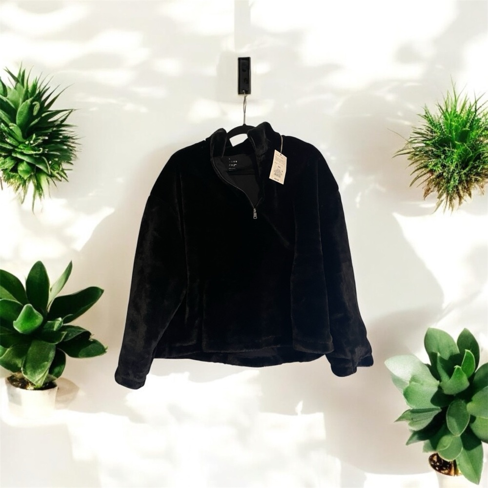 Cozy Black Fleece Pullover